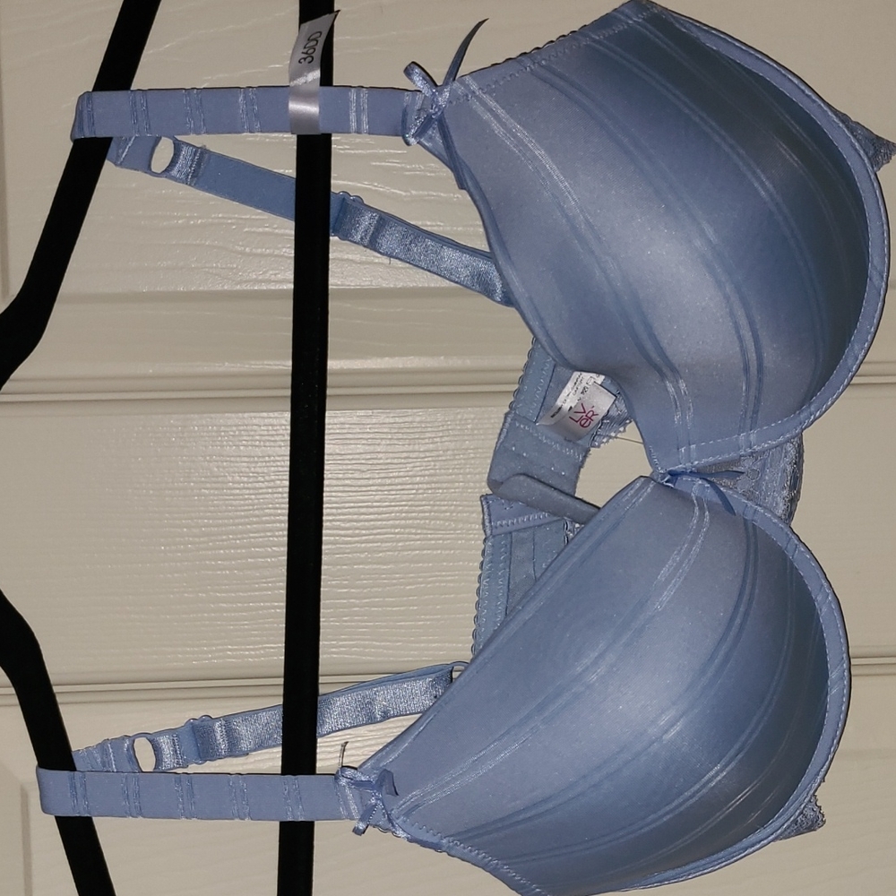 NWT T-shirt bra